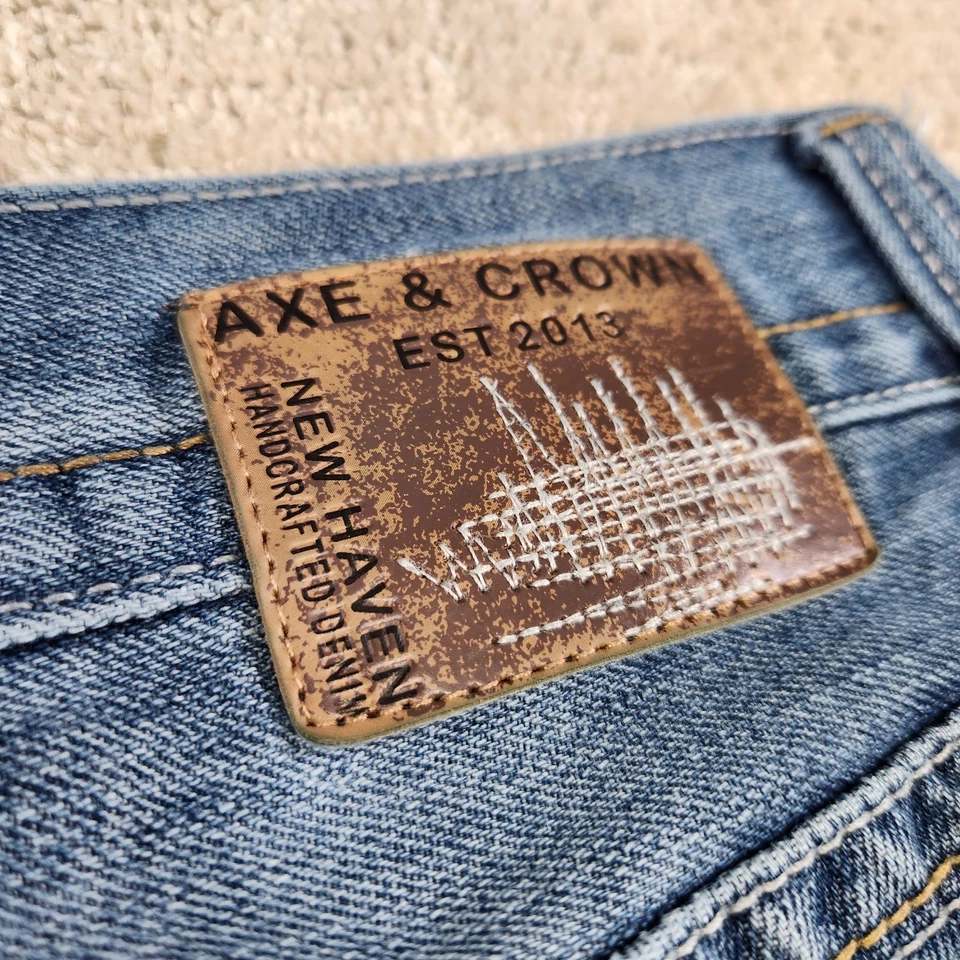 Pantalones de mezclilla vintage Y2K para hombre 34x34 holgados puntada gruesa hacha y corona patinador grunge Foto 4 de 4