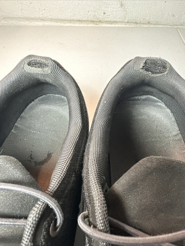 On Cloud Low Black Swiss Engineering Women’s Size 9.5 W Small Flaws - See Pics - Picture 5 of 11
