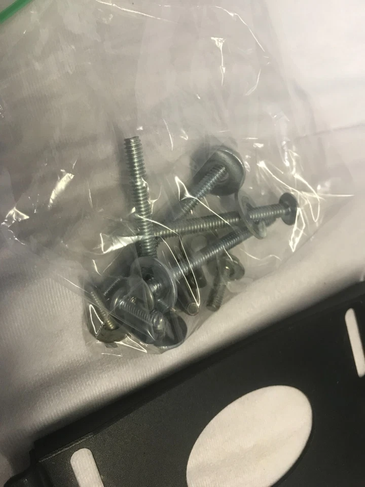 TV Wall Mount VESA Bracket Tilt for 32 37 40 42 43 46 47 48 50   US - Image 4 of 4