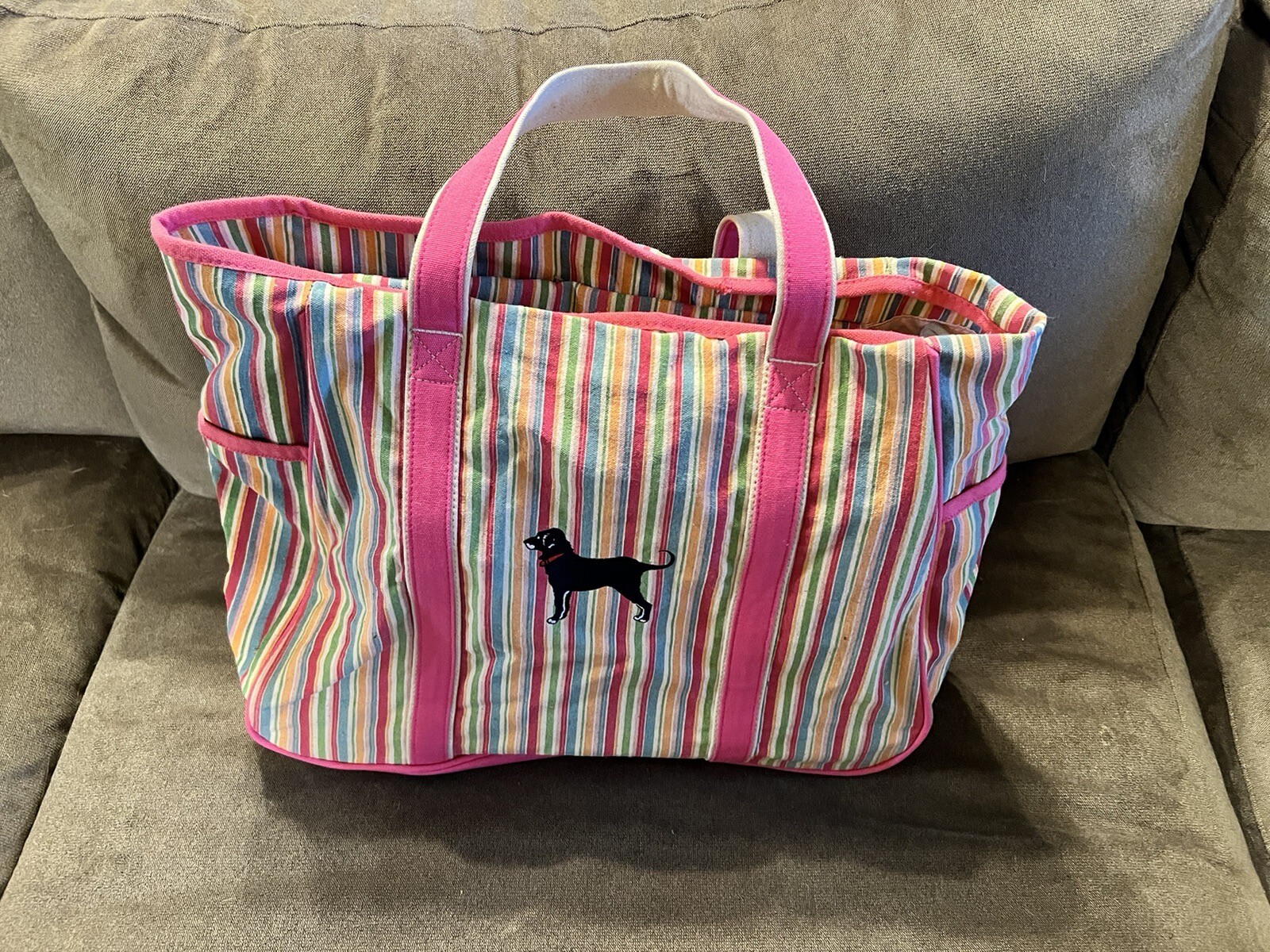 The Black Dog Martha’s Vineyard Beach Tote Gem