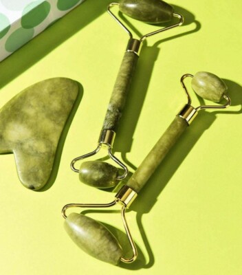 Rouleau De Massage Facial En Plastique Vert - Pour Visage, Cou, Yeux - Effet Gua Sha Et Roulement - Neuf Sous Emballage