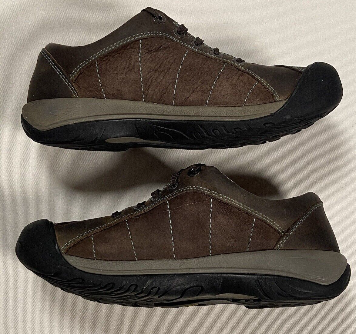 Scarpa donna Keen Presidio taglia 7 marrone atletica passeggio trail sneaker escursionismo