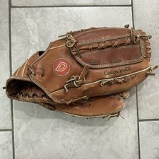 Dudley Thunder D-2001 Pro model Softball Glove RHT Right Hand Throw Top Grain