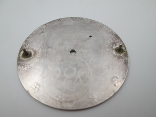 Pareja de esferas ornamentadas de plata de ley y vermeil para reloj de bolsillo - Imagen 4 de 8