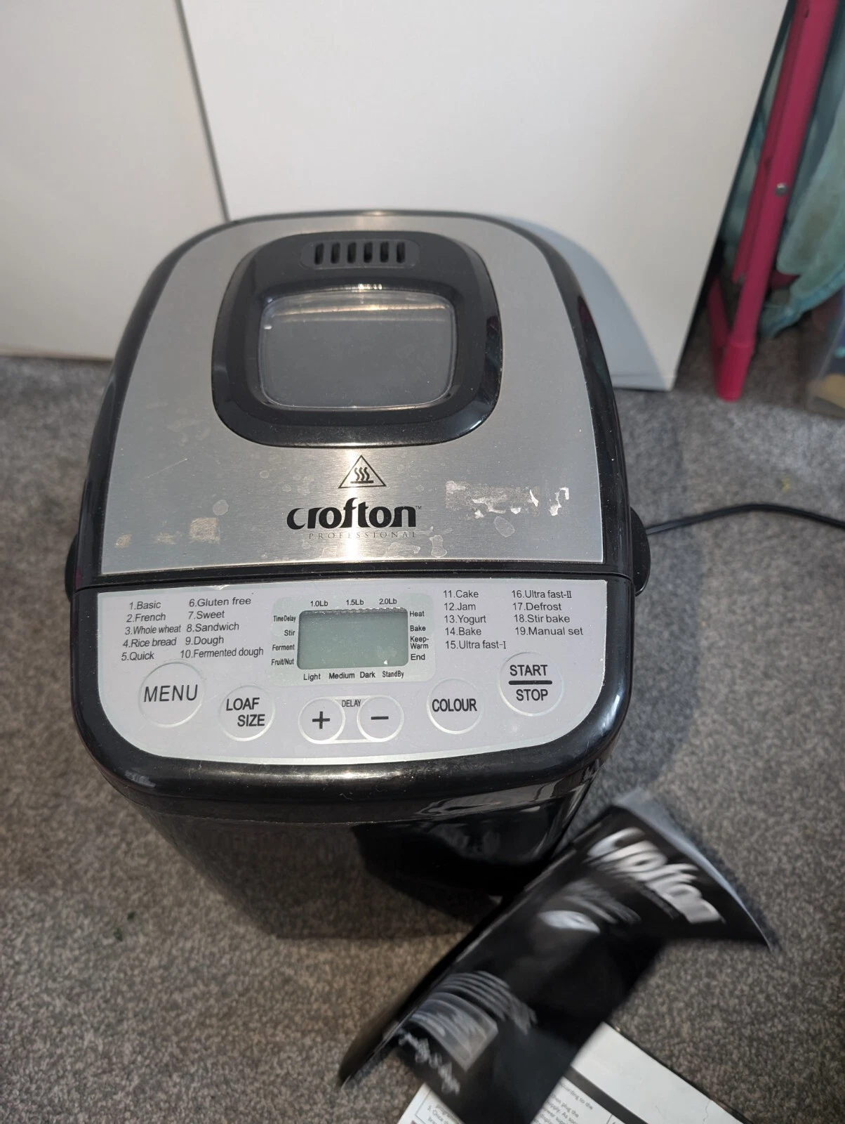 Crofton - BM5100B Professional Bread Maker Oven 19 Settings