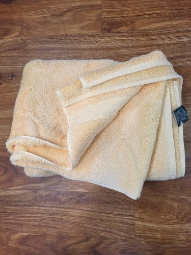 Ralph Lauren USA Yellow Body Towel - Picture 3 of 3