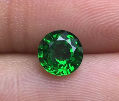 Natural Mined Colombia Green Emerald 9mm 4.16ct Round Cut VVS AAA Loose Gemstone