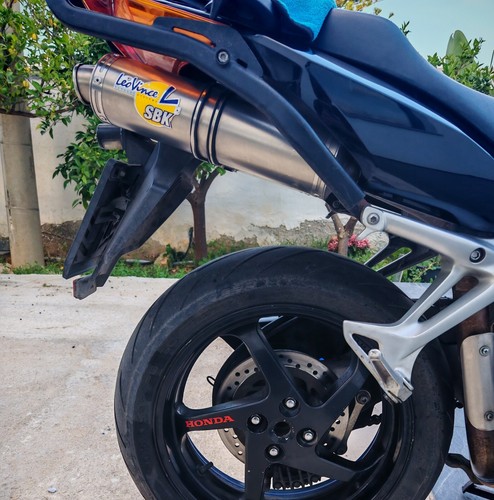 Leovince sbk Honda vfr 800 - Foto 2 di 7