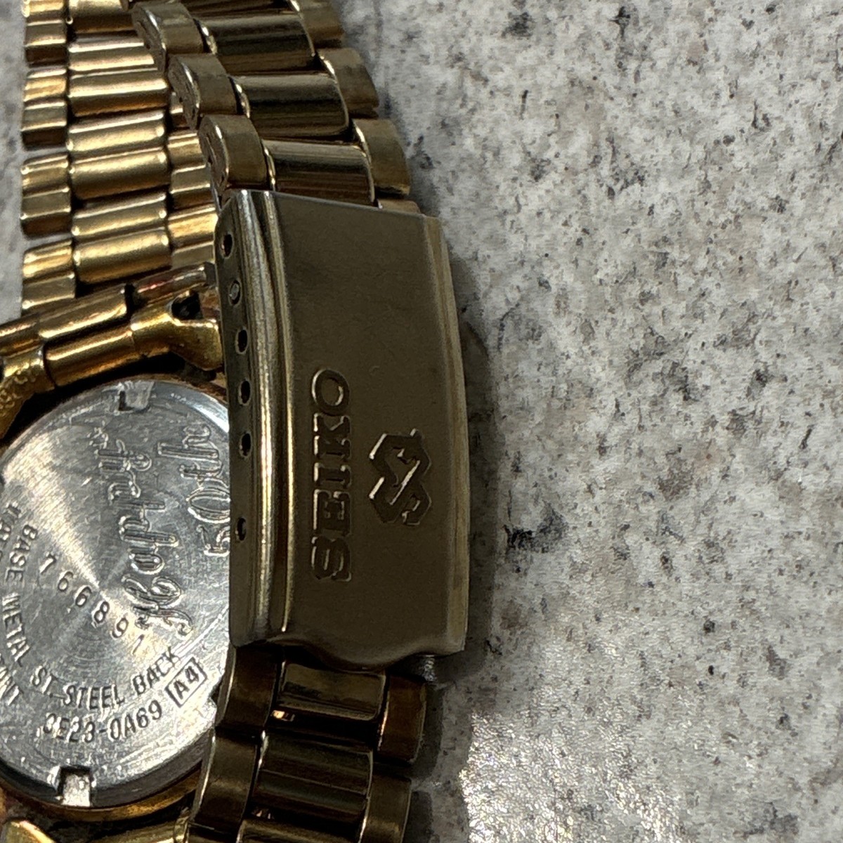 Seiko Quartz Gold Tone Analog Day/Date Stainless Steel Bracelet Wristwatch Works View 5