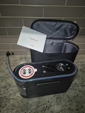 Tesla Tire Repair Kit Air Compressor Pump TEK8 OEM 80 km/h w/ Case Manual