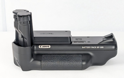 Canon BP-300 Battery Pack Vertical Grip For EOS Elan 7 & 7E