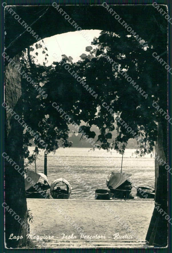 Verbania Stresa Isola Pescatori Barche PIEGA FG Foto cartolina KB5218