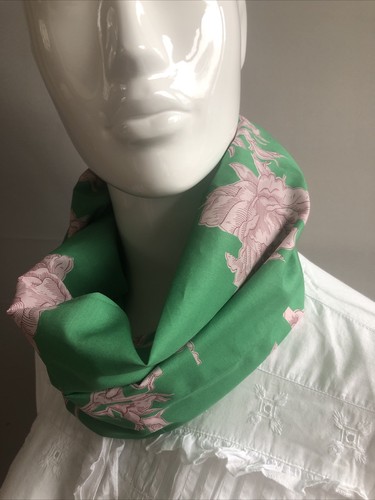 Schlauchschal Kutte Kreis Schal Liberty Tana Lawn Baumwolle Handarbeit grün Mix Rosen Blume