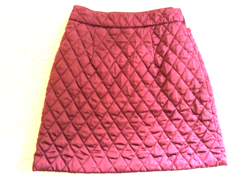 BEAUTIFUL ASOS QUILTED BURGUNDY MINI SKIRT A-LINE SILKY SOFT LINED SIZE 4 BNWT