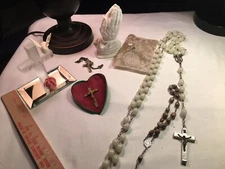 Lot 5 Christian Religious Items-Glow In The Dark Rosary Italy Chalk ware Praying