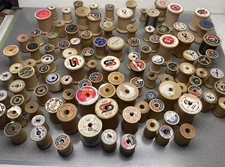Lot of 100 Vintage WOODEN SEWING THREAD SPOOLS Craft Cottage Repurpose