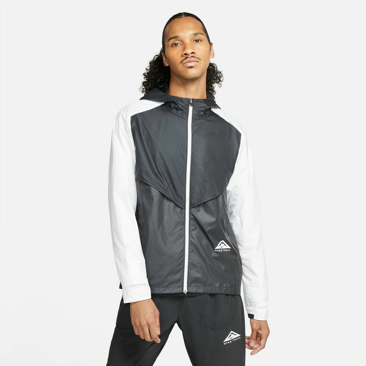 CZ9054-010 New with Tag Men Nike Storm Fit Windrunner Full CZ9054-010 New with Tag Men Nike Storm Fit Windrunner Full