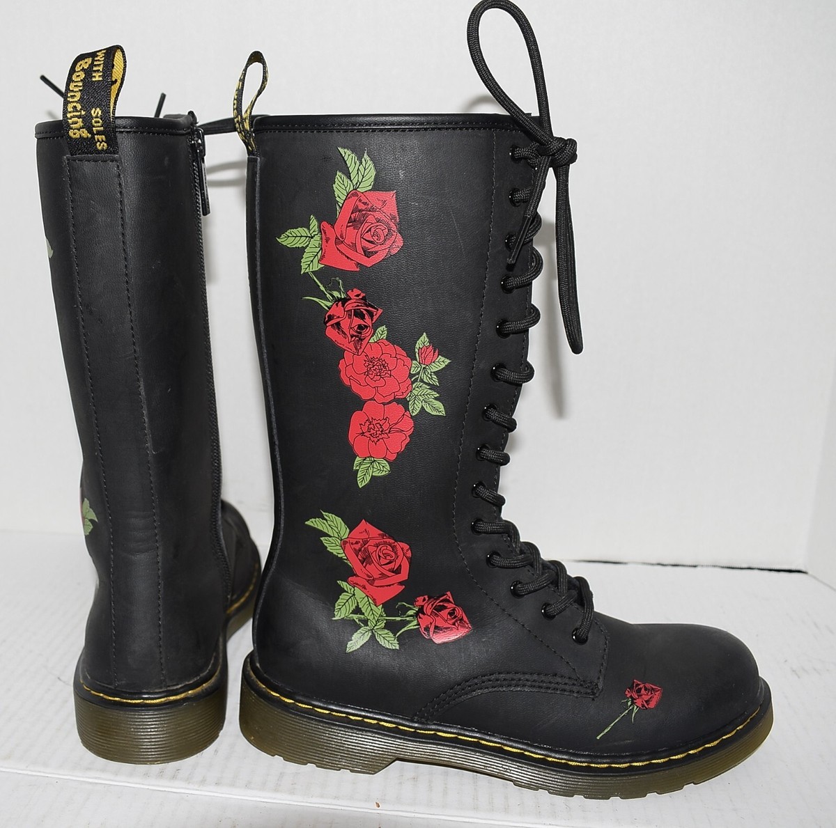 Dr. Martens NWOT Roseland Black Pebbled Leather Combat Boots  display picture 3