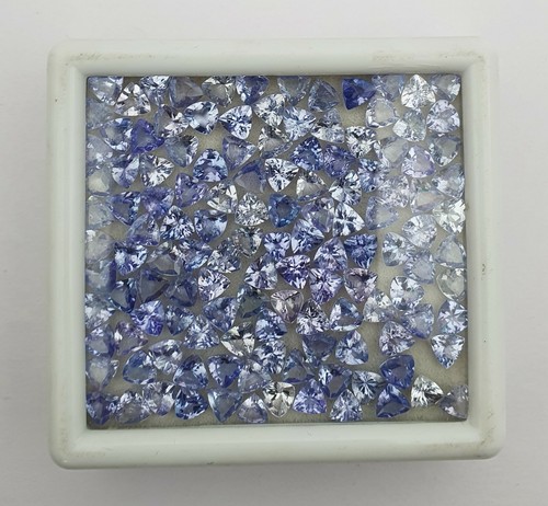 Natural Tanzanite Trillion Cut Loose Gemstone Lot 32 Pcs 4.50 MM 10 CT - Picture 5 of 5