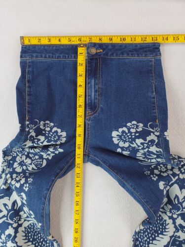 Free People Jeans Damen 26 blau Blumen Glockenboden Schlag Allover Hippie High 70er - Bild 11 von 15
