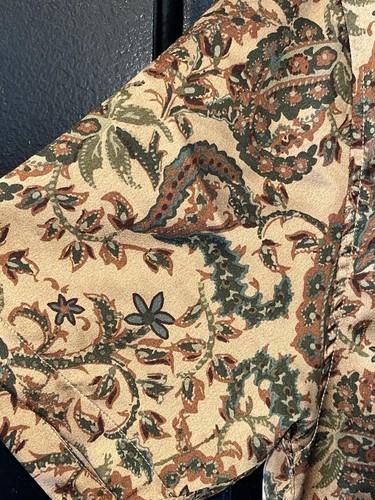 Abercrombie And Fitch Camp Collar Silky Shirt Size Small Floral Paisley - Picture 3 of 13