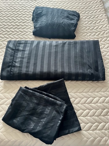 King Size Bettbezug mit passendem Spannbetttuch und Kissenbezügen