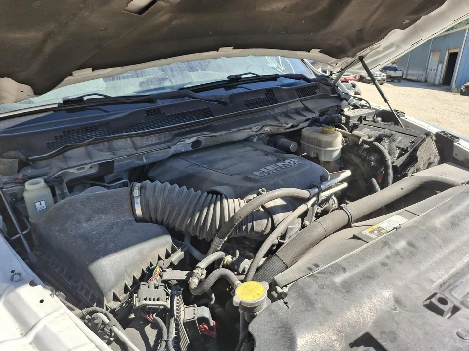 Motor de ventilador HVAC usado serve: 2017 Ram Dodge 2500 picape sem controle de zona dupla Gr - Imagem 2 de 4