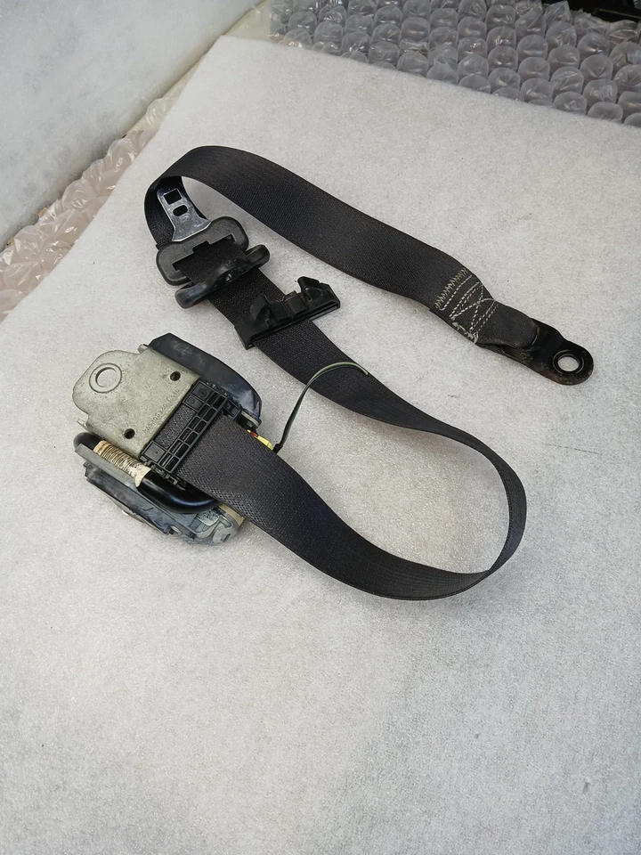 07-09 Dodge Caliber Front Right Passenger Side Seat Belt Retractor 603716400C - Image 4 of 4