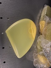 Tupperware Vesperbox Snackox Brotdose Lunchbox halbrund Gelb