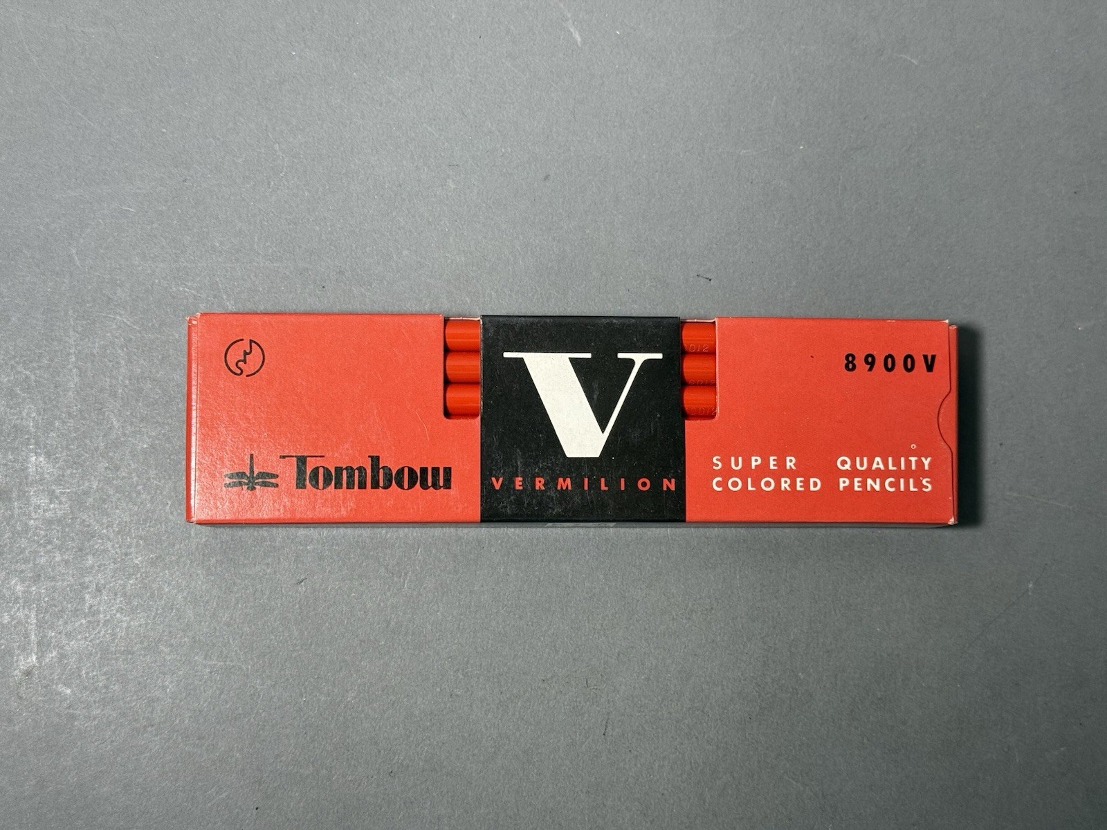 12 Japanese Vintage VERMILLION Pencil Tombow 8900V NOS JIS