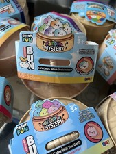 Rainbow Mystery Bun Squishy Dumpling UV Colors Glitter Blind Pack