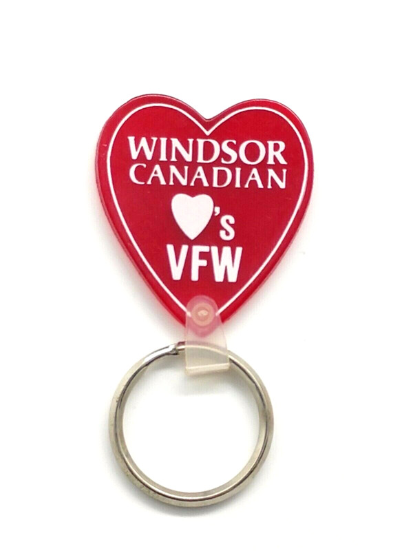 Vintage "Windsor Canadian Loves VFW" Whiskey Veterans of Foreign Wars Keychain 