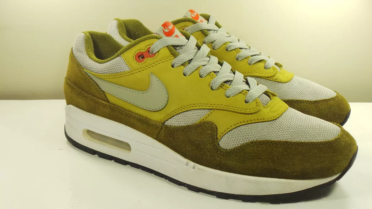 de wind is sterk doe alstublieft niet aanwijzing NIKE 2018 AIR MAX 1 CO.JP RETRO GREEN OLIVE CURRY PACK SUEDE 9 SAFARI 90  180 95 | eBay