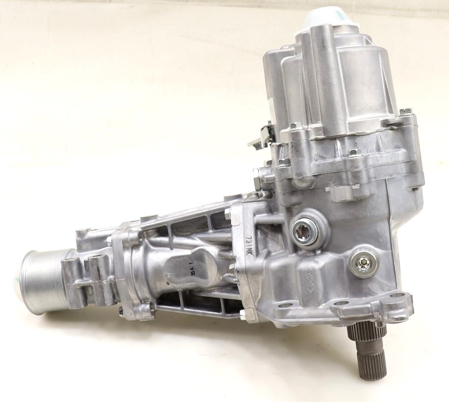 NEW OEM Mitsubishi Transfer Case Assembly 3200A150 Outlander GT