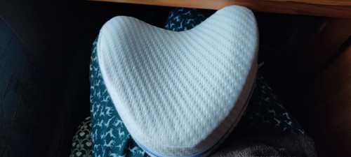 JML Contour Legacy Leg Pillow - Tapered Memory Foam for Posture Support - Picture 2 of 7