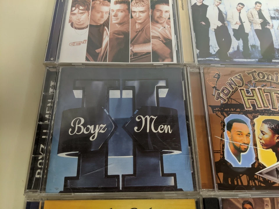 13 Classic 80's and 90's CD's Variety of Music NSync, Backstreet Boys, Usher ETC Foto 4 de 4