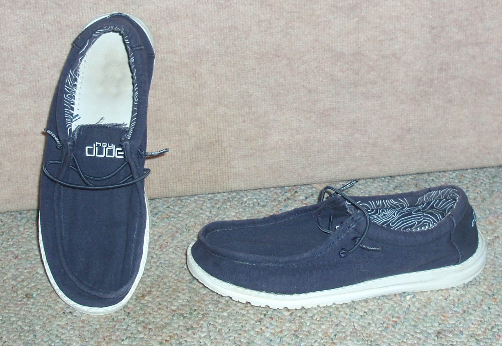 Picture 1 of 4