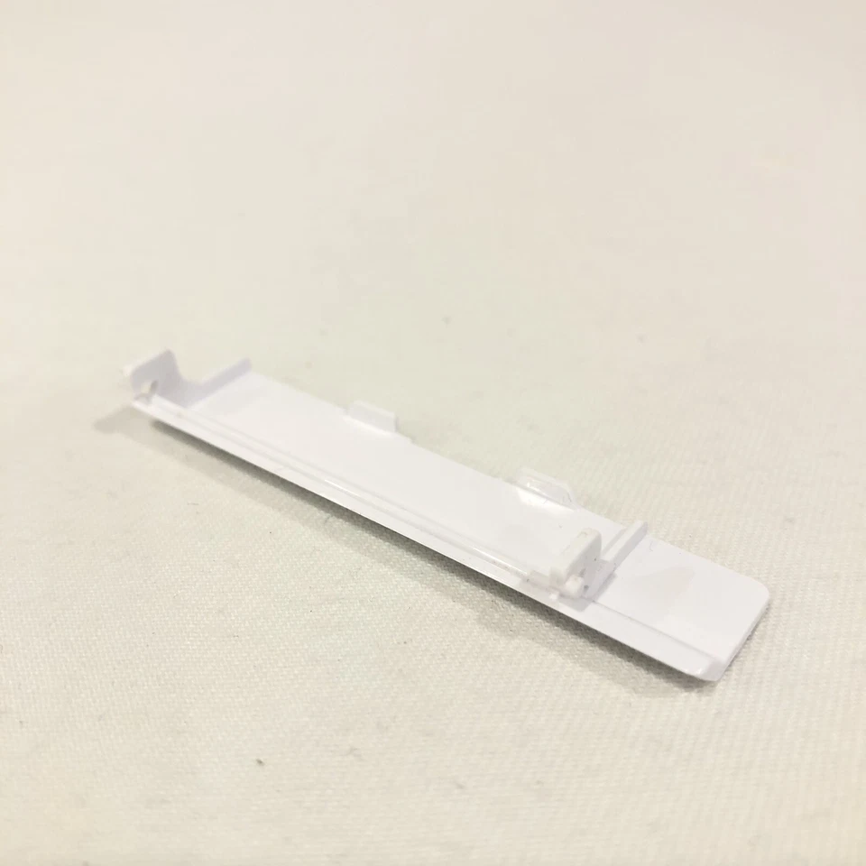 NINTENDO WII MEMORY SD CARD REPLACEMENT WHITE DOOR CONSOLE PORT GENUINE ORIGINAL - Image 3 of 3