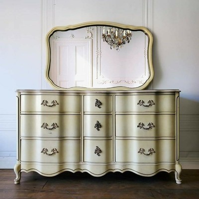 Custom Finish Vintage French Provincial 9 Drawer Dresser Buffet