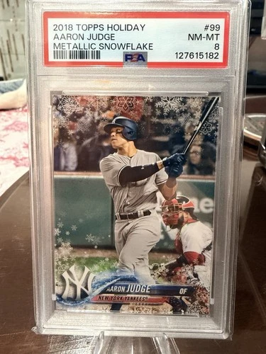 ❄️ 2018 Topps Holiday Aaron Judge Metallic Snowflake #99 – PSA 8 NM-MT ❄️