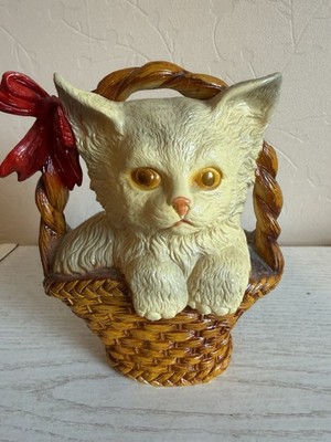 Vintage Katze im Korb Spardose Bank - Hartplastik Made in France - schrullig (PB)