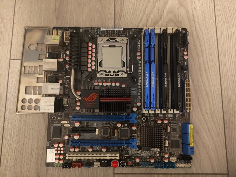 ASUS ROG Rampage II Gene Intel LGA1366 MATX Motherboard + Xeon W3680 & 32GB DDR3