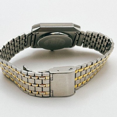 Rado DiaStar 204.3005.2 Quartz Black Dial Silver Gold Stainless Steel Men Watch