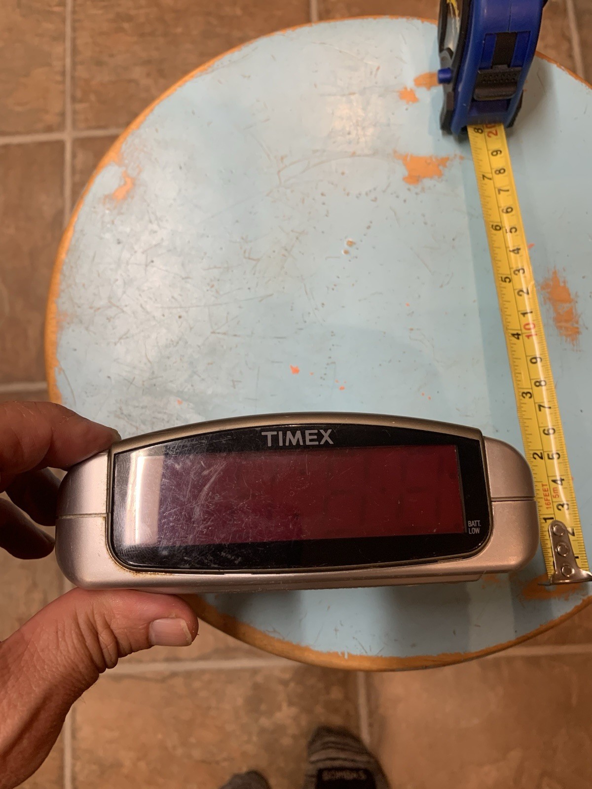 Timex T109S Extra Loud Alarm Clock Gray/Grey & Gold Tone TESTED! Red Numbers