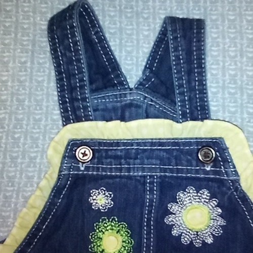 Young Hearts 18 Months Girl's Denim Floral Shortalls Short Overalls - Picture 7 of 9