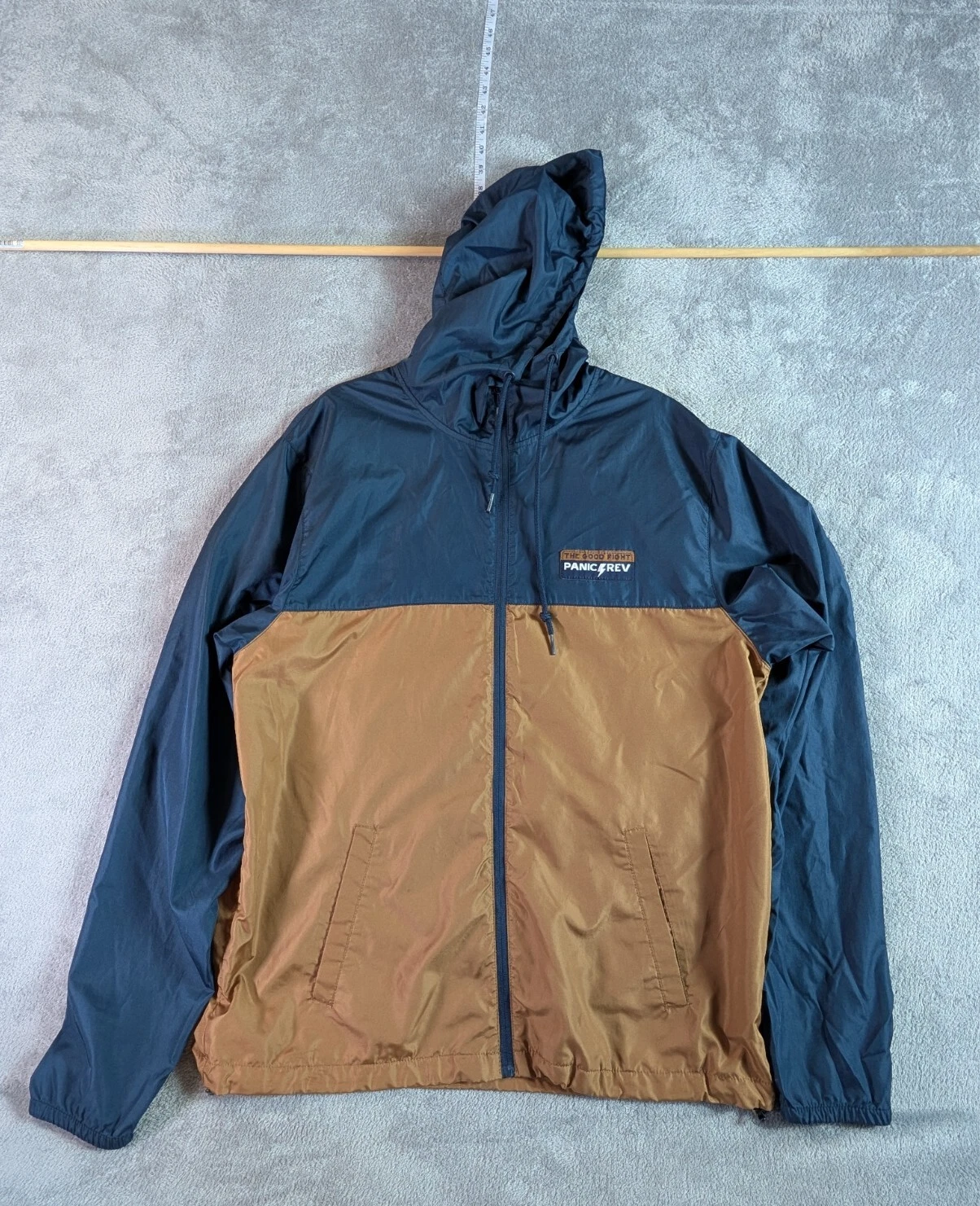 Panic Rev, Full Zip Hooded Windbreaker Jacket Men’s Size L ITC