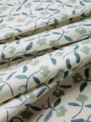 John Lewis Scallop Fabric Floral Linden 3.1m RRP £25m - Picture 3 of 8