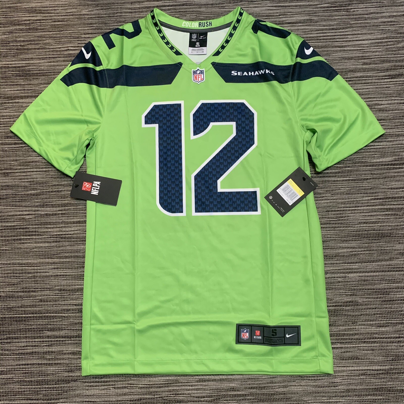 bobby wagner jersey color rush