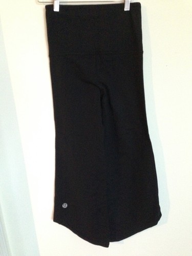 Lululemon Crop Pants Black White Size 4 Asymetrical Hem Fold Over Waist - Picture 5 of 12