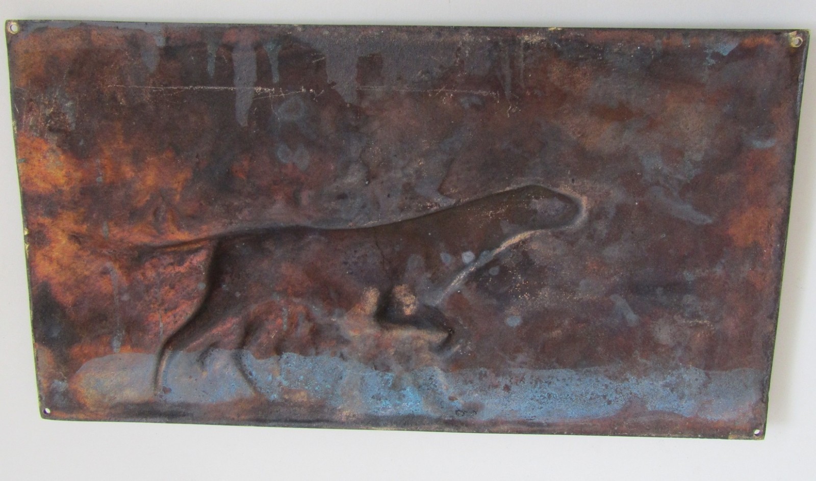 Chasse. Plaque en bronze représentant un chien à l'arrêt dans un paysage Klassiek, uitverkoop